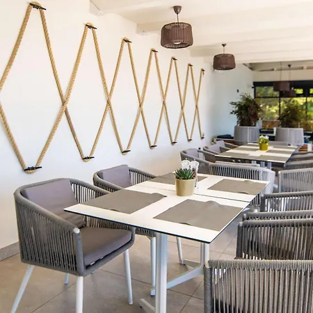 Ξενοδοχείο Park Plaza Histria