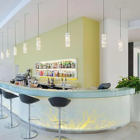 Park Plaza Histria Hotel 4*