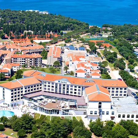 Hotel Park Plaza Histria 4*