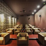 Отель Park Plaza Histria