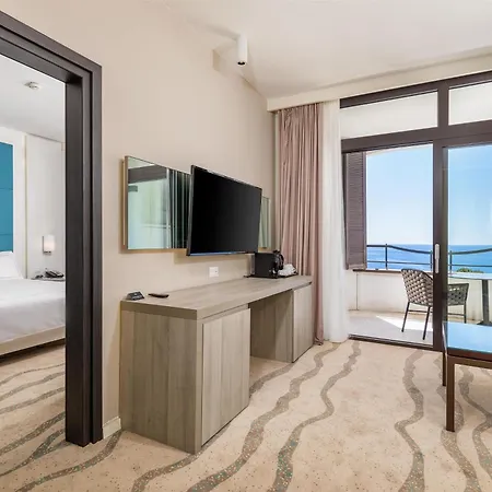 Park Plaza Histria Hotel 4*