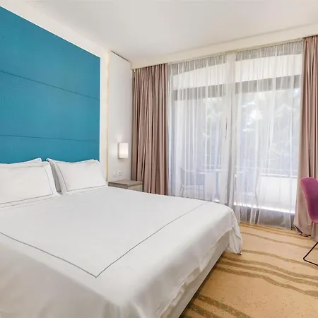 Park Plaza Histria Hotel 4*