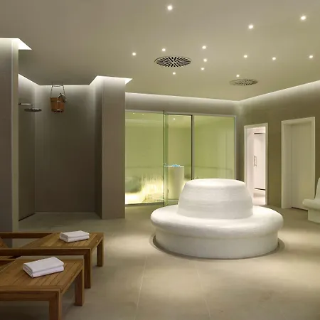 Hotel Park Plaza Histria 4*