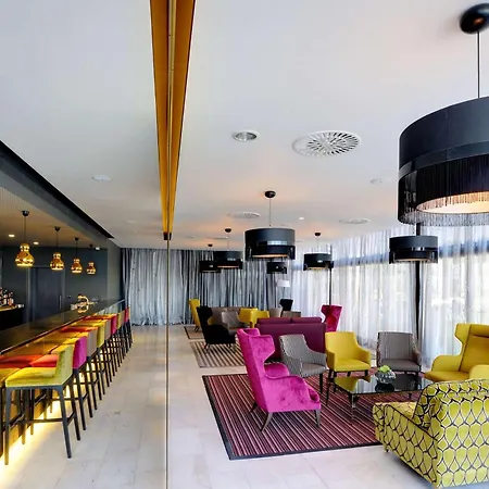 Hotel Park Plaza Histria