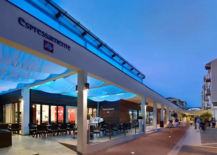 파크 플라자 히스트리아 호텔 4*