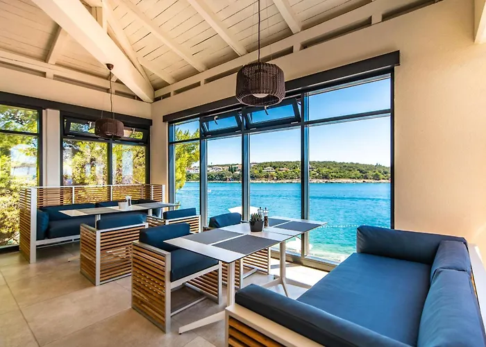 파크 플라자 히스트리아 호텔 4*