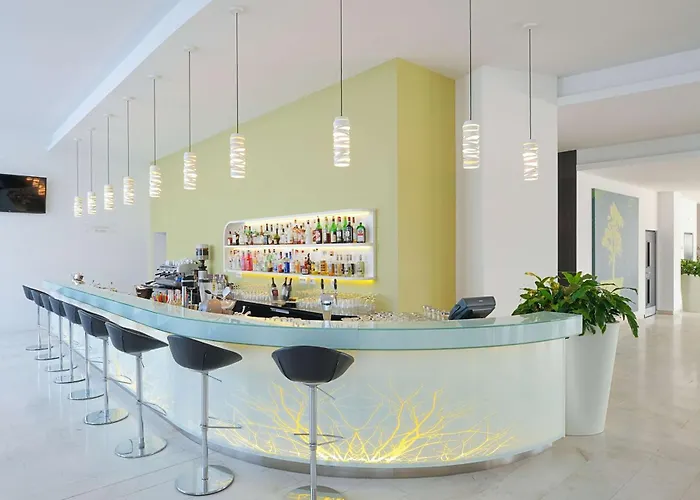 파크 플라자 히스트리아 호텔 4*