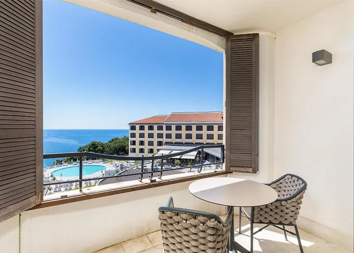 파크 플라자 히스트리아 4*