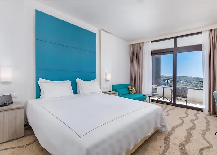 호텔 파크 플라자 히스트리아 4*