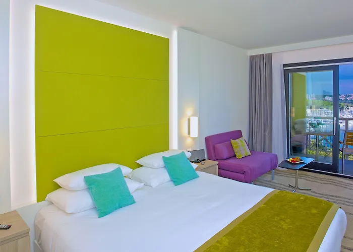 파크 플라자 히스트리아 호텔